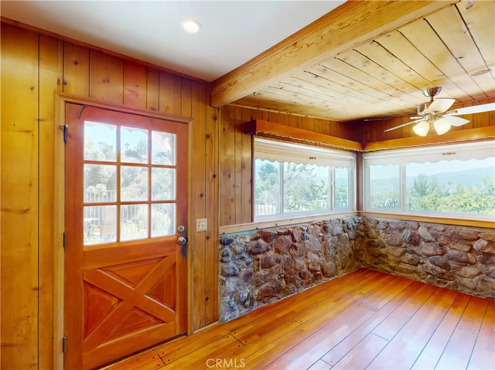 11326 Eby Canyon Road Sunland, CA 91040
