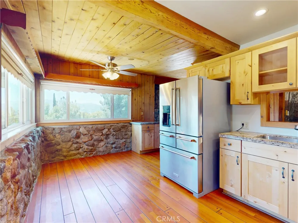 11326 Eby Canyon Road Sunland, CA 91040