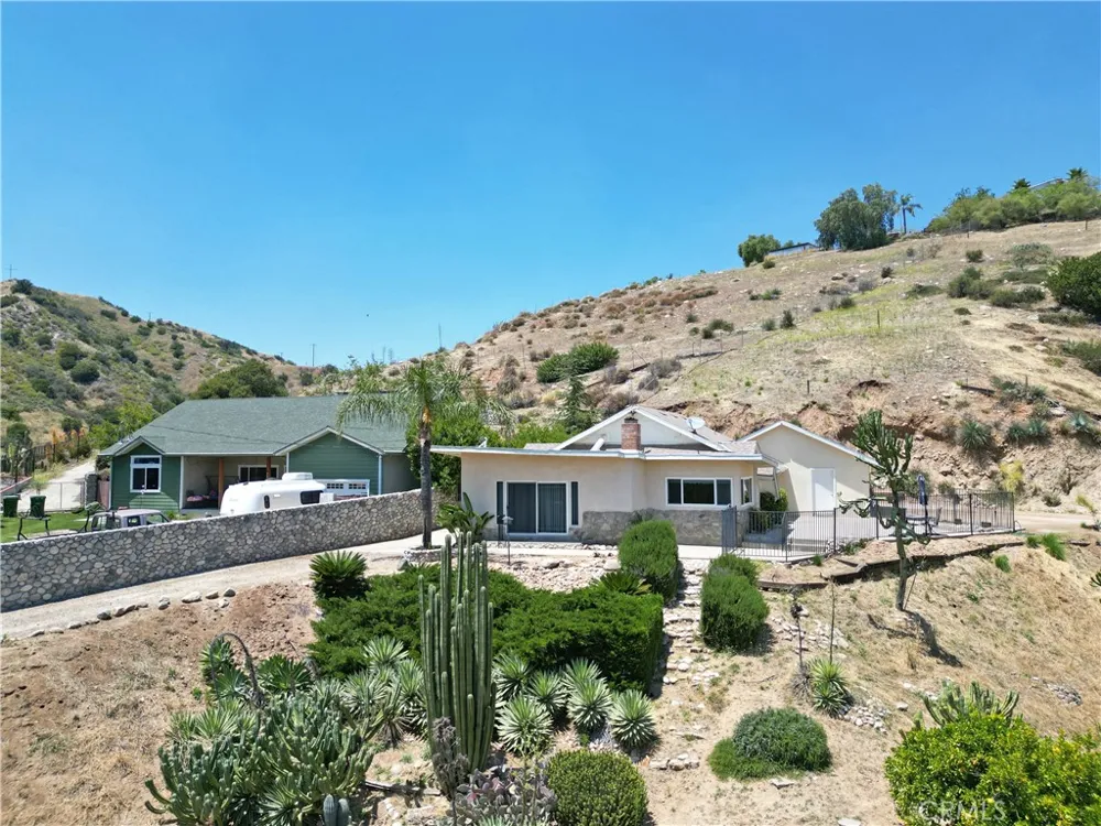 11326 Eby Canyon Road Sunland, CA 91040
