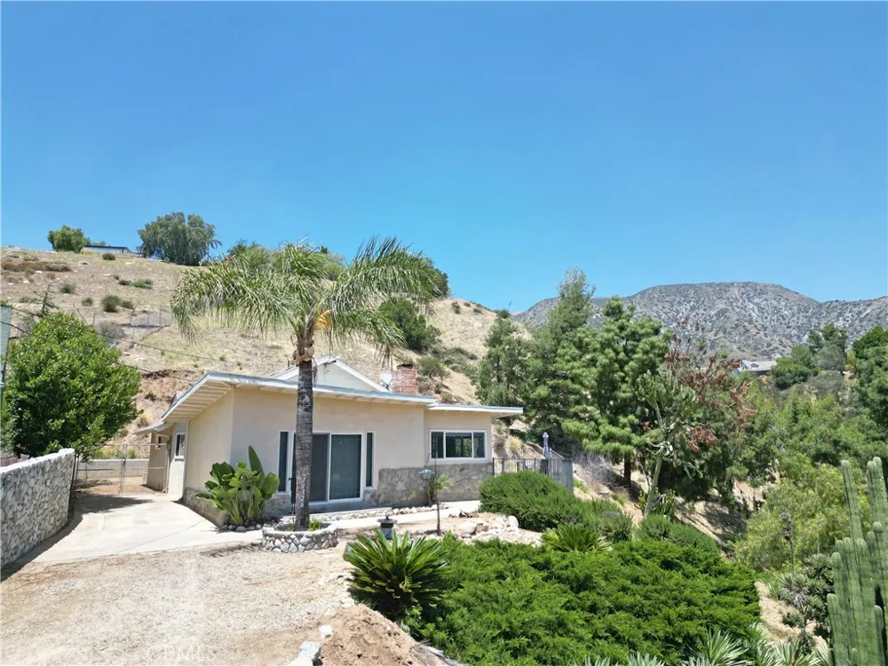 11326 Eby Canyon Road Sunland, CA 91040