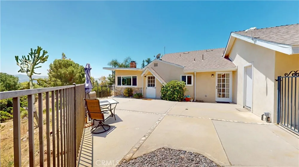 11326 Eby Canyon Road Sunland, CA 91040