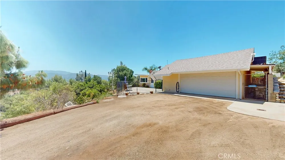 11326 Eby Canyon Road Sunland, CA 91040