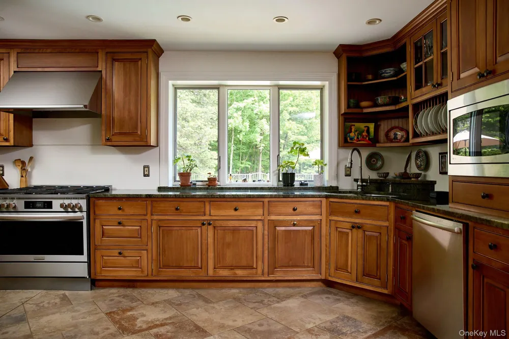 96 Plains Road New Paltz, NY 12561