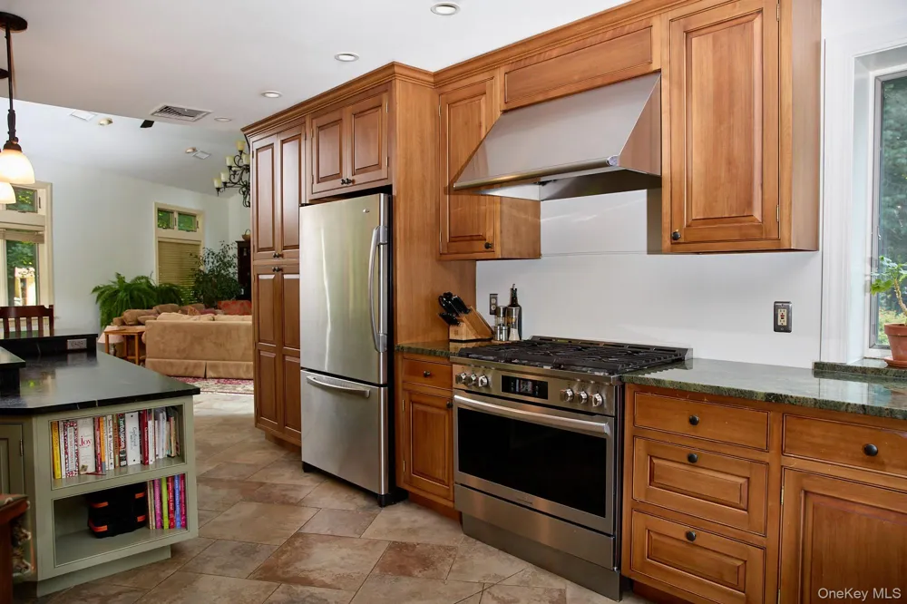 96 Plains Road New Paltz, NY 12561