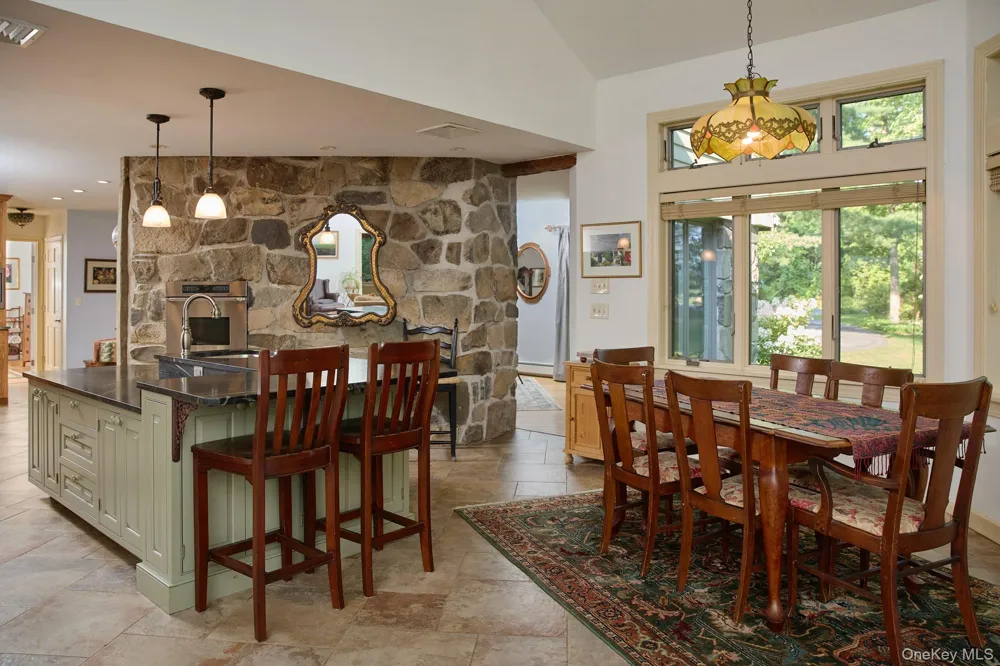 96 Plains Road New Paltz, NY 12561