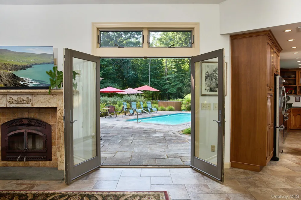 96 Plains Road New Paltz, NY 12561