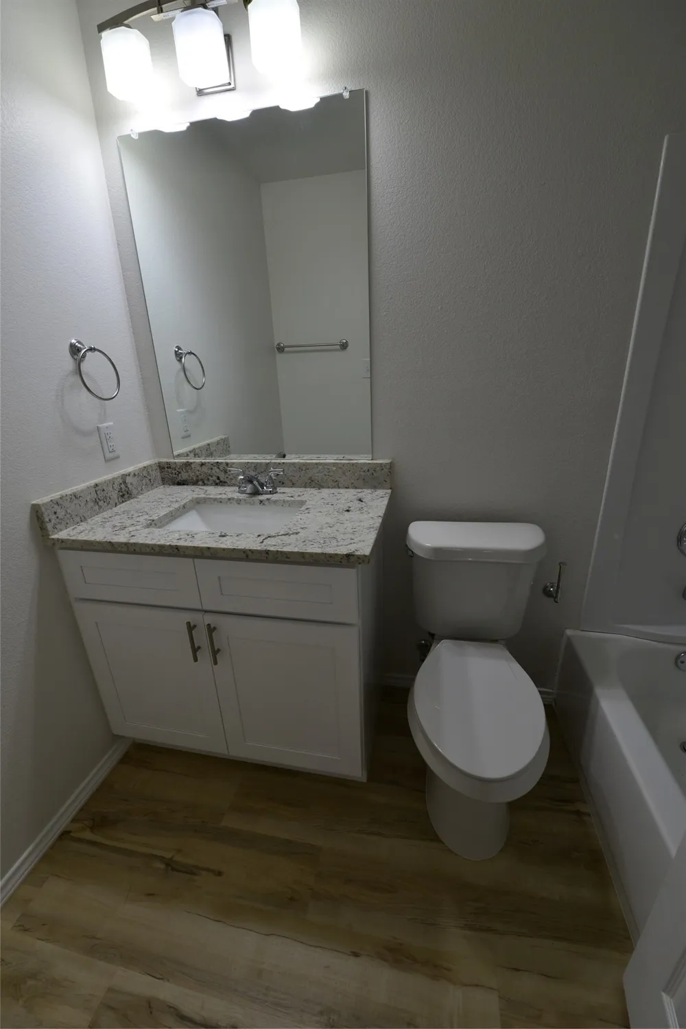 2393 Murphy Court Red Oak, TX 75154