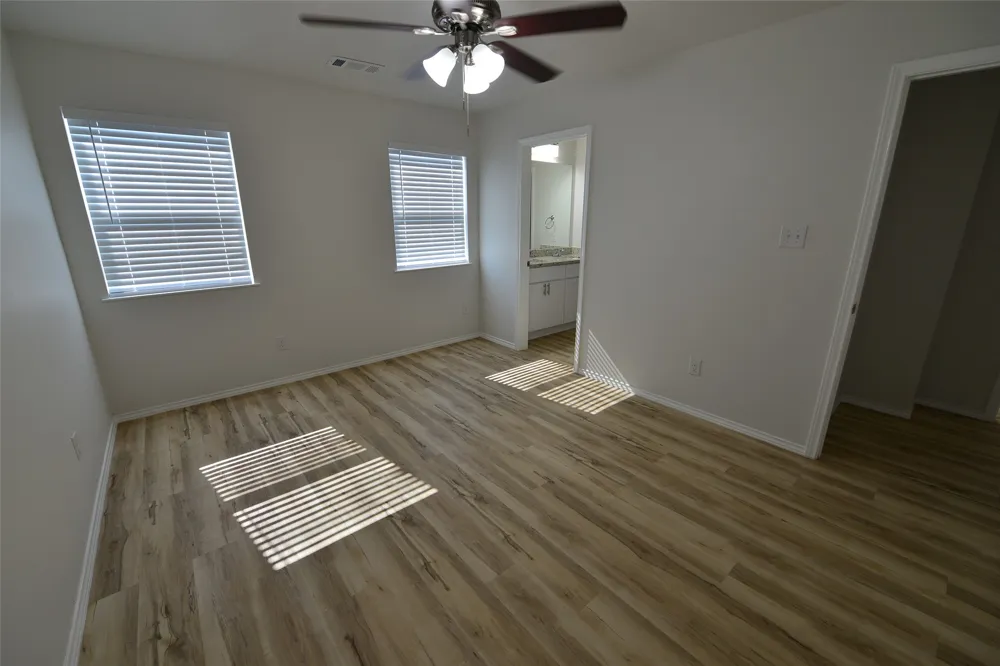 2393 Murphy Court Red Oak, TX 75154