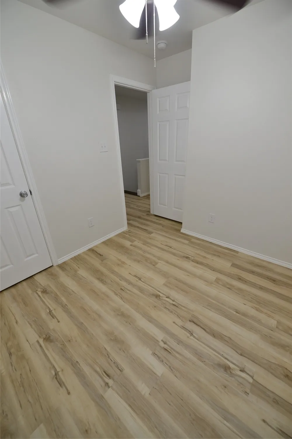 2385 Murphy Court Red Oak, TX 75154