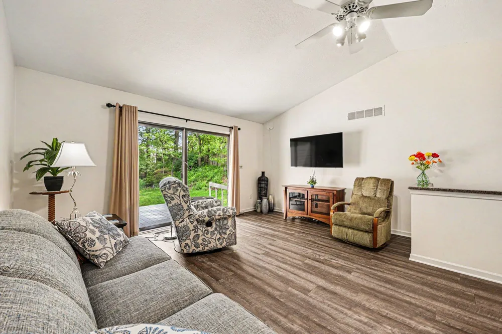 674 South Street Grass Lake Village, MI 49240