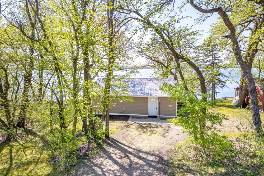 37988 Eagle Lake Loop Battle Lake, MN 56515