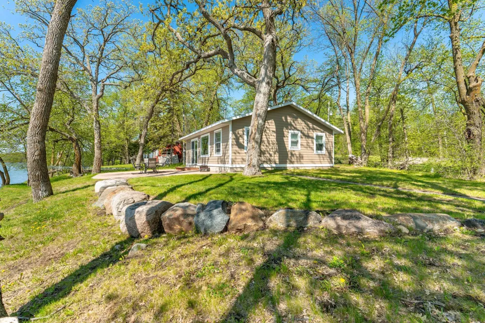 37988 Eagle Lake Loop Battle Lake, MN 56515