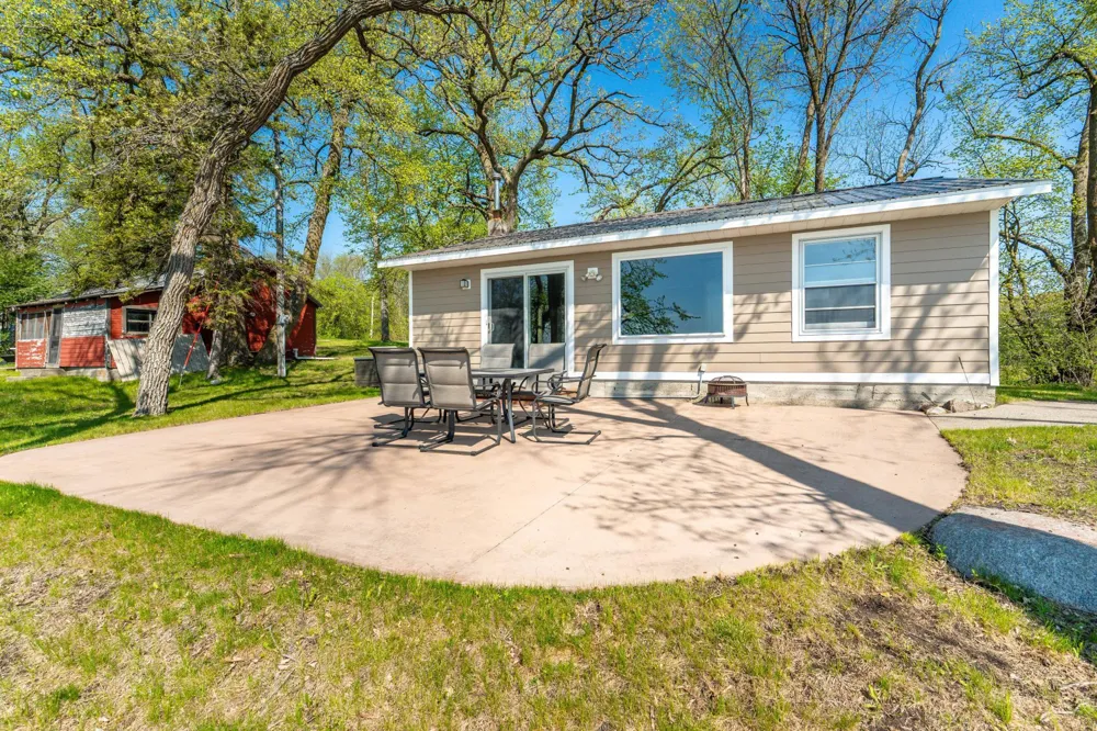 37988 Eagle Lake Loop Battle Lake, MN 56515