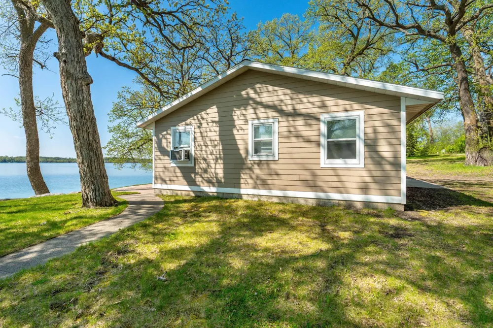 37988 Eagle Lake Loop Battle Lake, MN 56515