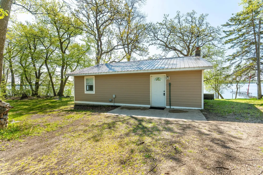 37988 Eagle Lake Loop Battle Lake, MN 56515