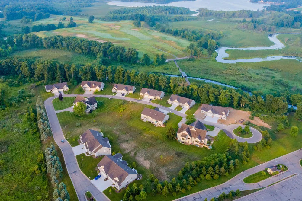 14104 Bridgeview Pointe Vicksburg, MI 49097