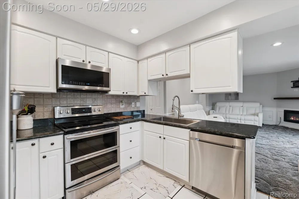 25440 Quarter Deck Street Harrison Charter Township, MI 48045