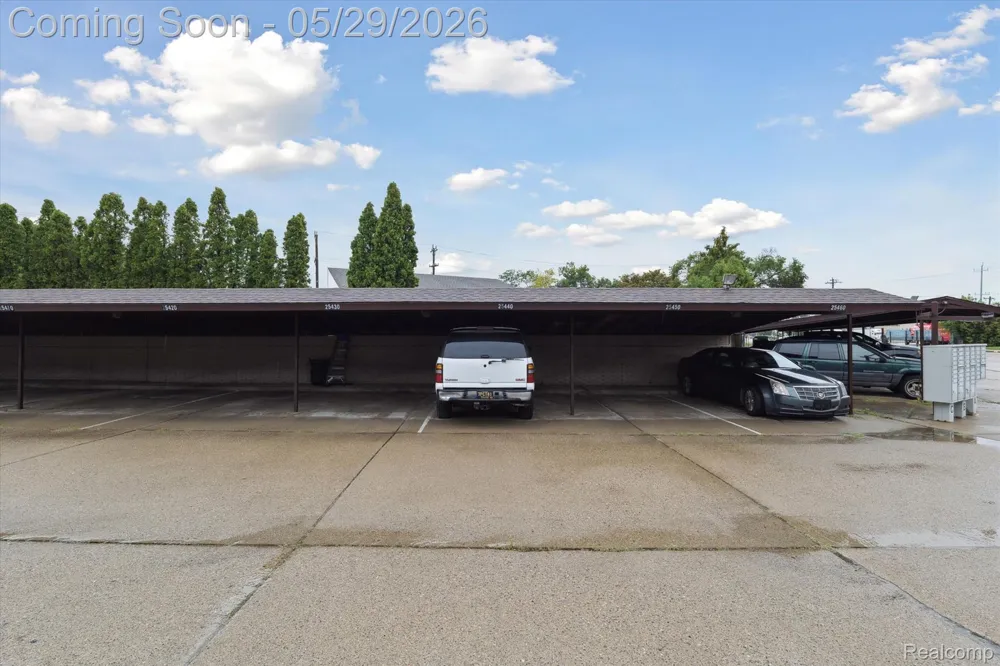 25440 Quarter Deck Street Harrison Charter Township, MI 48045