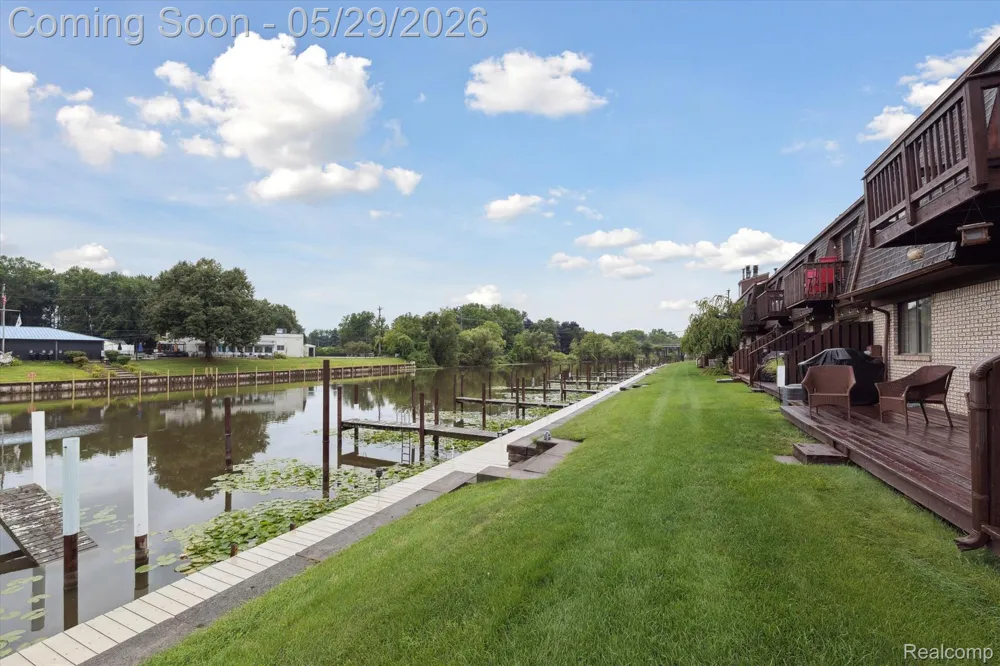 25440 Quarter Deck Street Harrison Charter Township, MI 48045