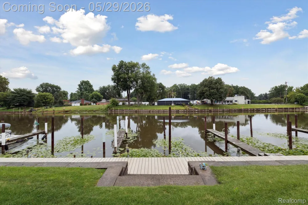 25440 Quarter Deck Street Harrison Charter Township, MI 48045