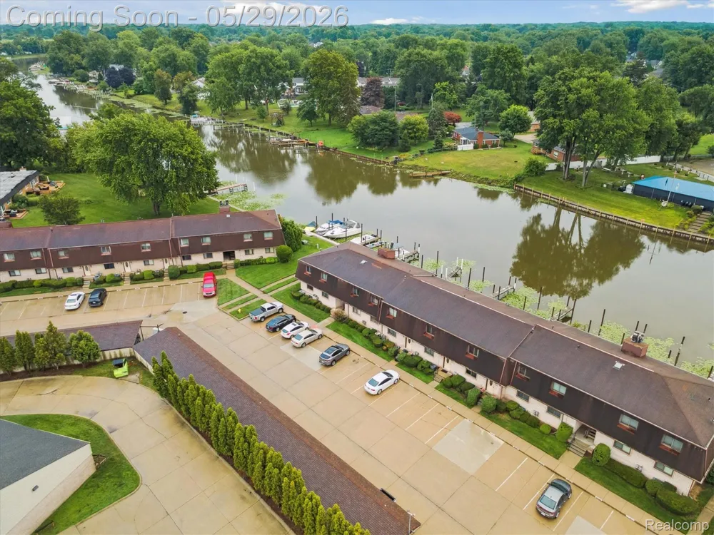 25440 Quarter Deck Street Harrison Charter Township, MI 48045