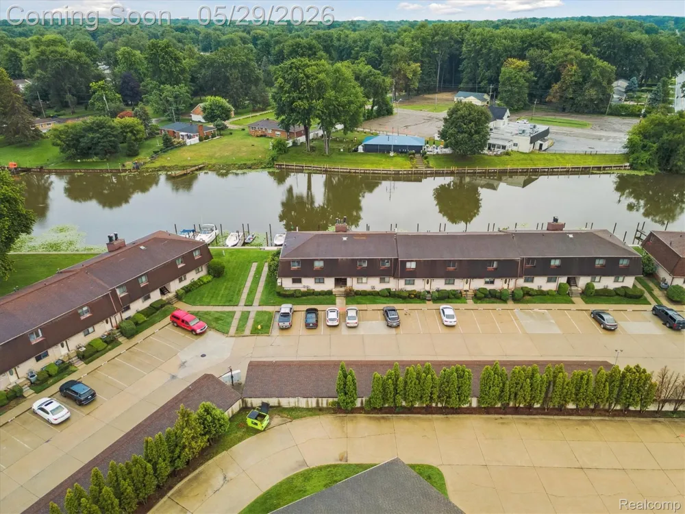 25440 Quarter Deck Street Harrison Charter Township, MI 48045