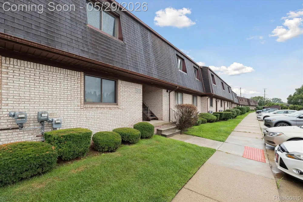 25440 Quarter Deck Street Harrison Charter Township, MI 48045