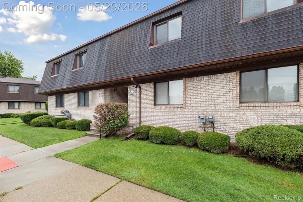 25440 Quarter Deck Street Harrison Charter Township, MI 48045