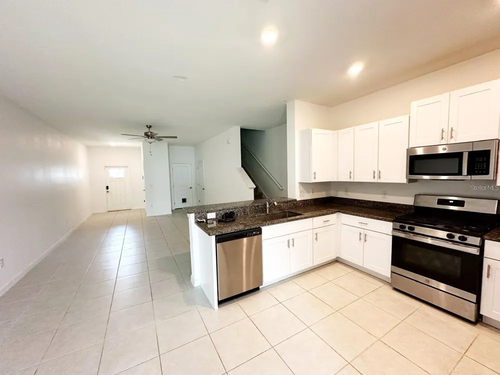8239 CRESCENT OAKS DRIVE New Port Richey, FL 34655