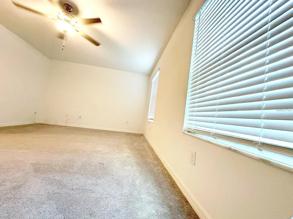 8239 CRESCENT OAKS DRIVE New Port Richey, FL 34655