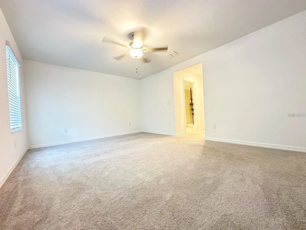 8239 CRESCENT OAKS DRIVE New Port Richey, FL 34655
