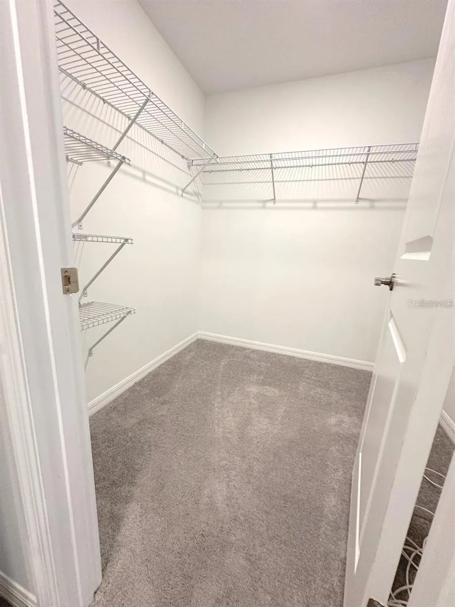 8239 CRESCENT OAKS DRIVE New Port Richey, FL 34655