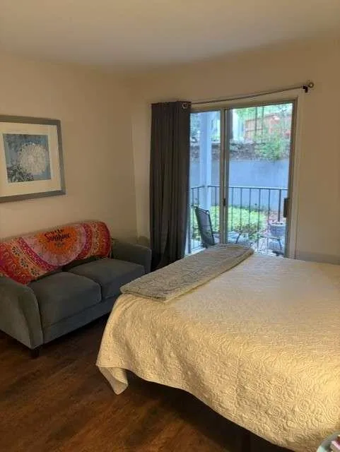 416 Granville Court Sandy Springs, GA 30328
