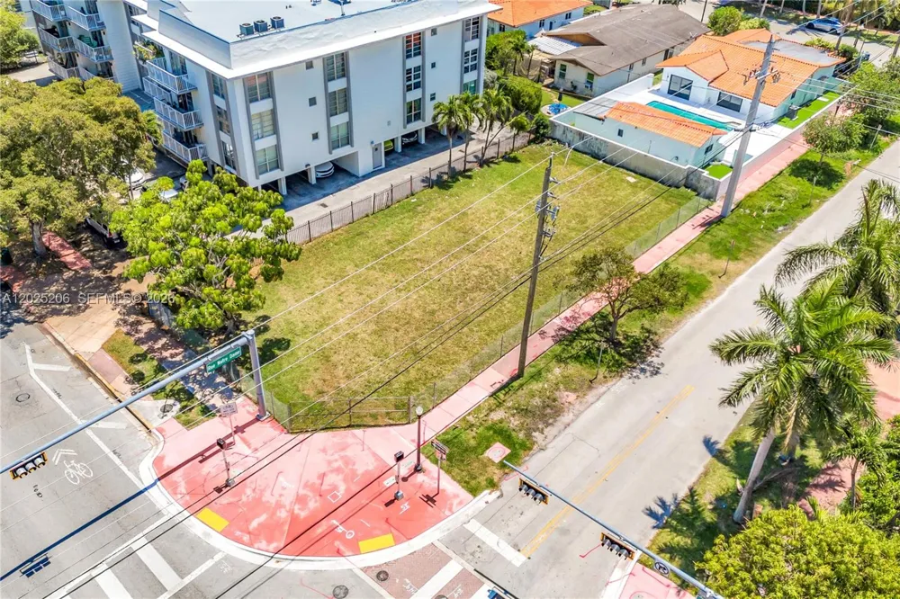 1240 71st St Miami Beach, FL 33141