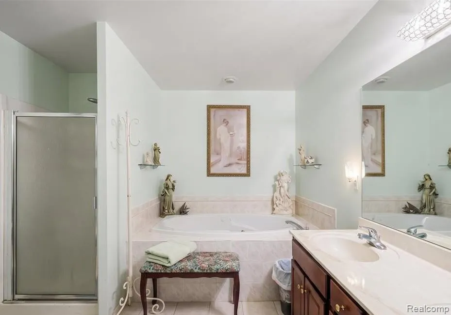 2053 Golfcrest Drive Davison Township, MI 48423