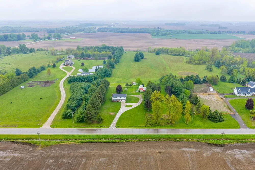 4394 Deckerville Road Marion Township, MI 48427