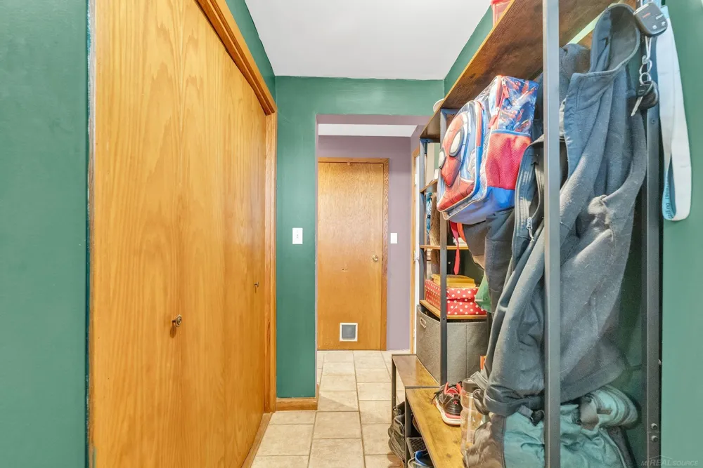 4394 Deckerville Road Marion Township, MI 48427