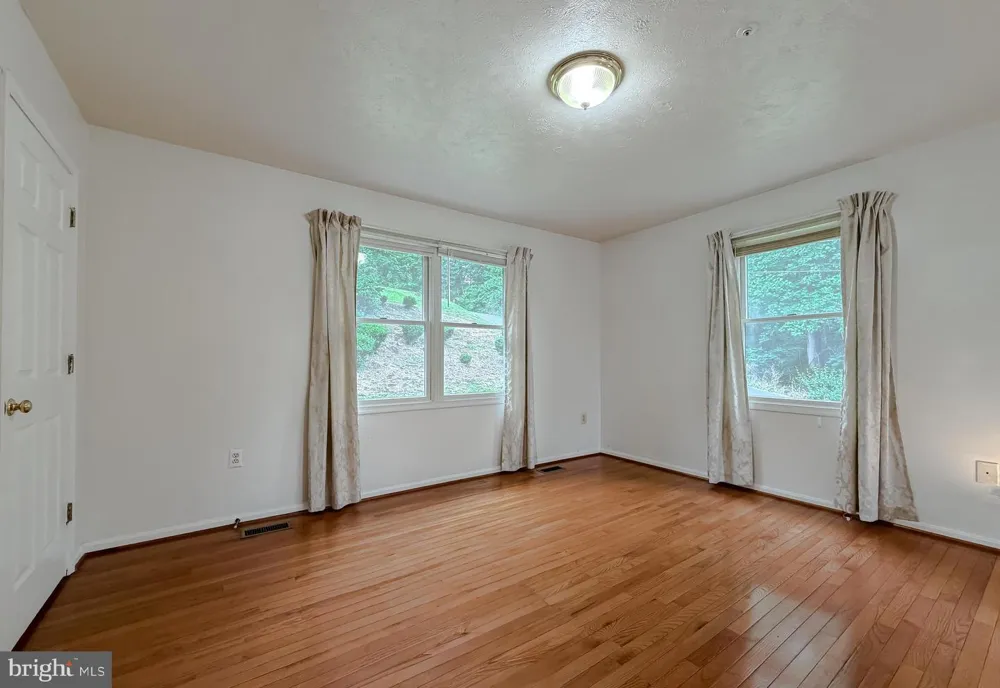 23401 HAWKINS DRIVE Aquasco, MD 20608