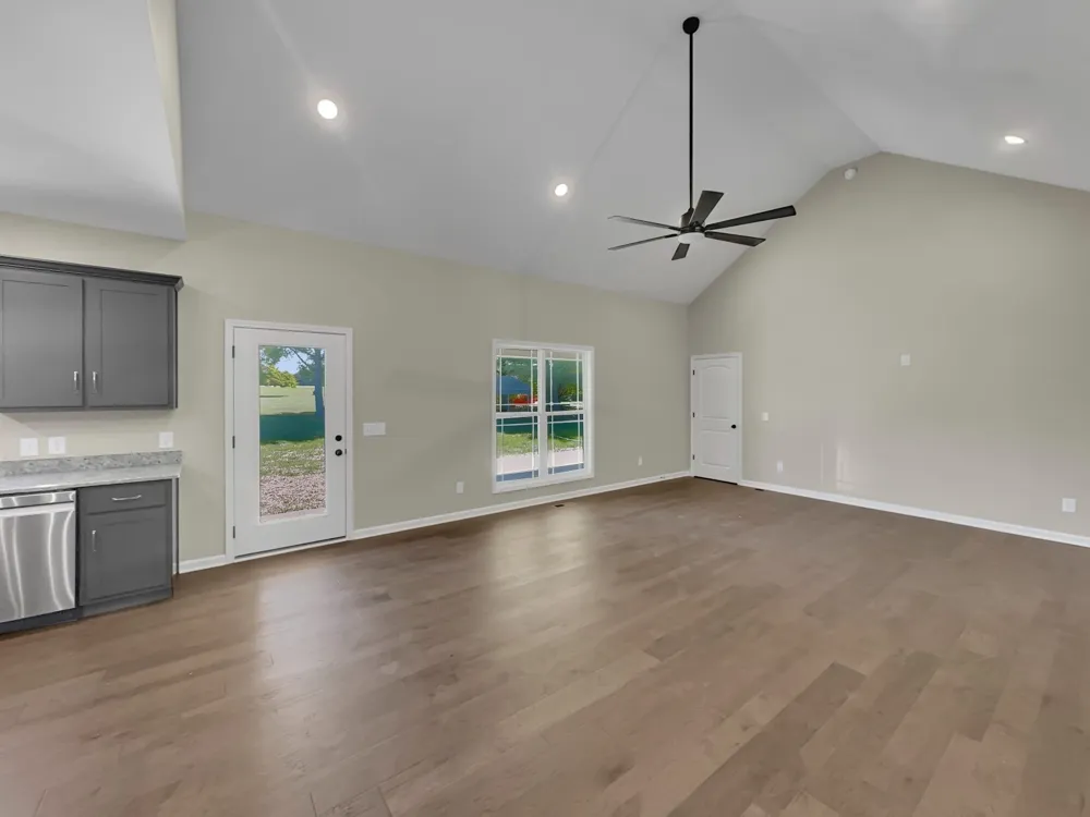 158 Fox Run Lafayette, TN 37083