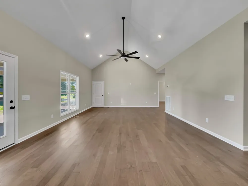 158 Fox Run Lafayette, TN 37083