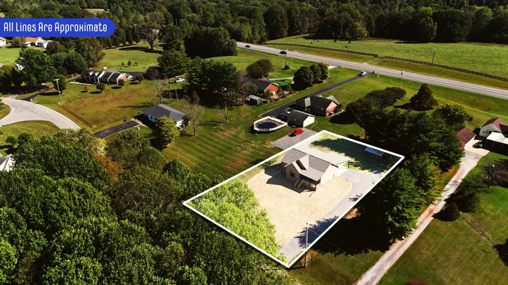 158 Fox Run Lafayette, TN 37083