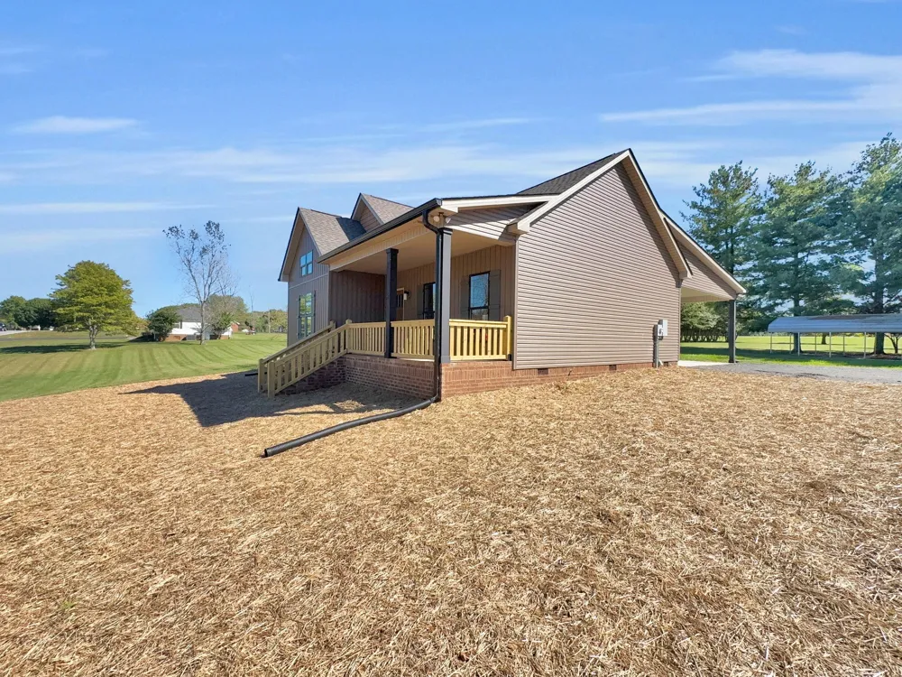 158 Fox Run Lafayette, TN 37083