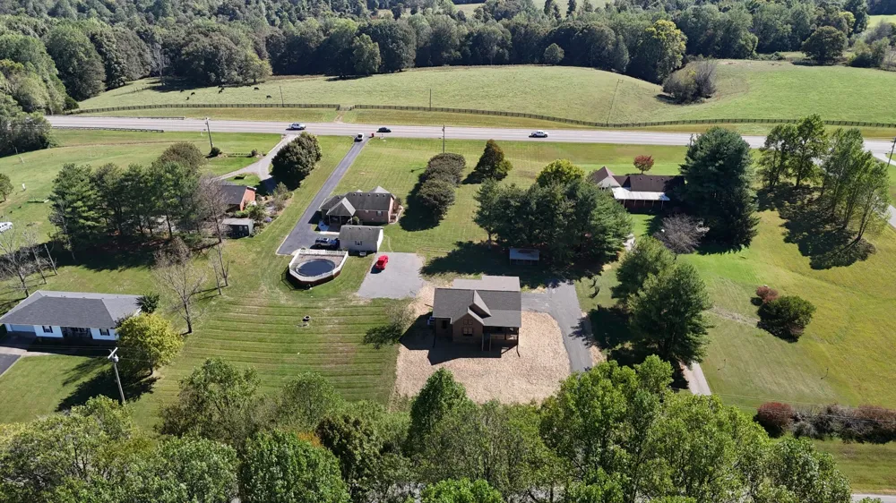 158 Fox Run Lafayette, TN 37083