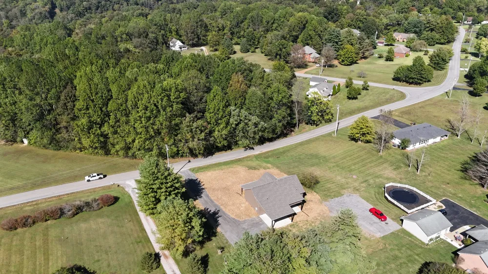 158 Fox Run Lafayette, TN 37083