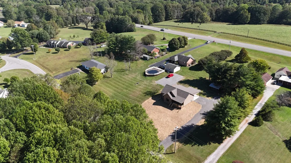 158 Fox Run Lafayette, TN 37083