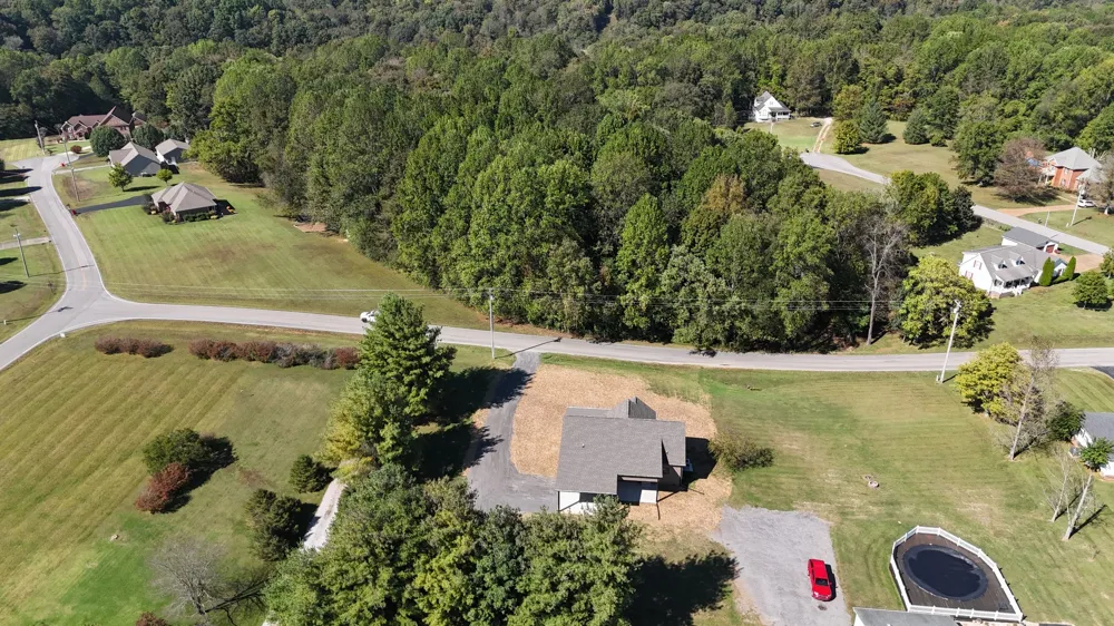 158 Fox Run Lafayette, TN 37083