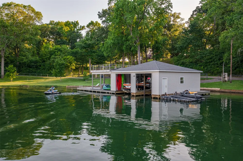 1281 County Road 3113 Jacksonville, TX 75766