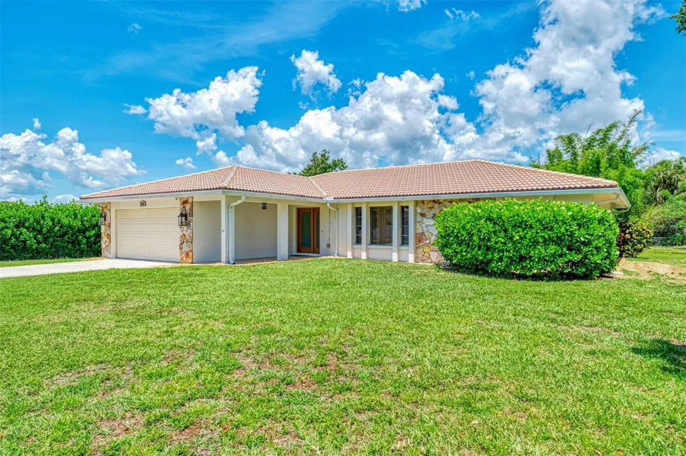 2340 PALMETTO STREET Nokomis, FL 34275