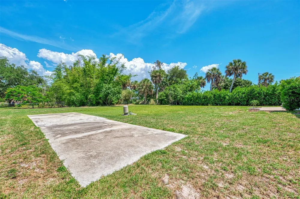 2340 PALMETTO STREET Nokomis, FL 34275