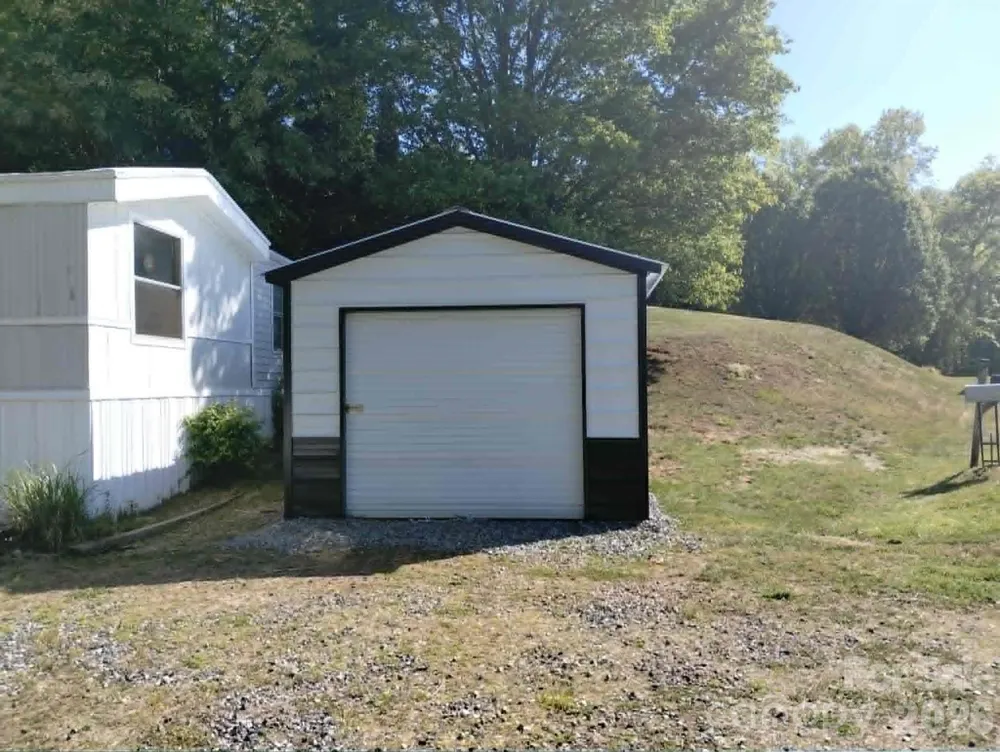 729 Don Felmet Road #2 Marshall, NC 28753
